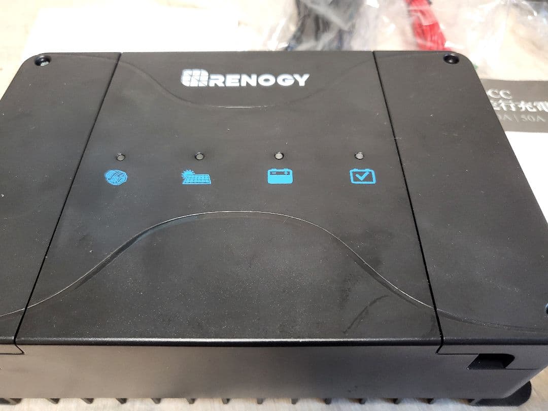 【パピコ】RENOGY DCC MPPT 走行充電器　12V30A