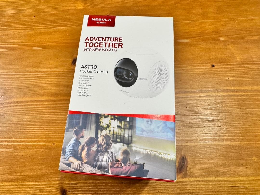 【美品】Anker ASTRO Pocket Cinema プロジェクター