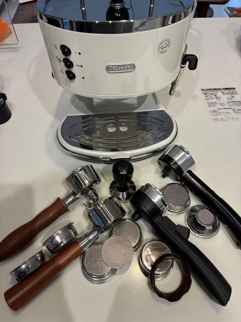 デロンギ アイコナ エスプレッソマシン　ECO310W