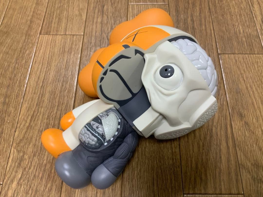 Original Fake×KAWS MILO 人体模型フィギュア ホワイト