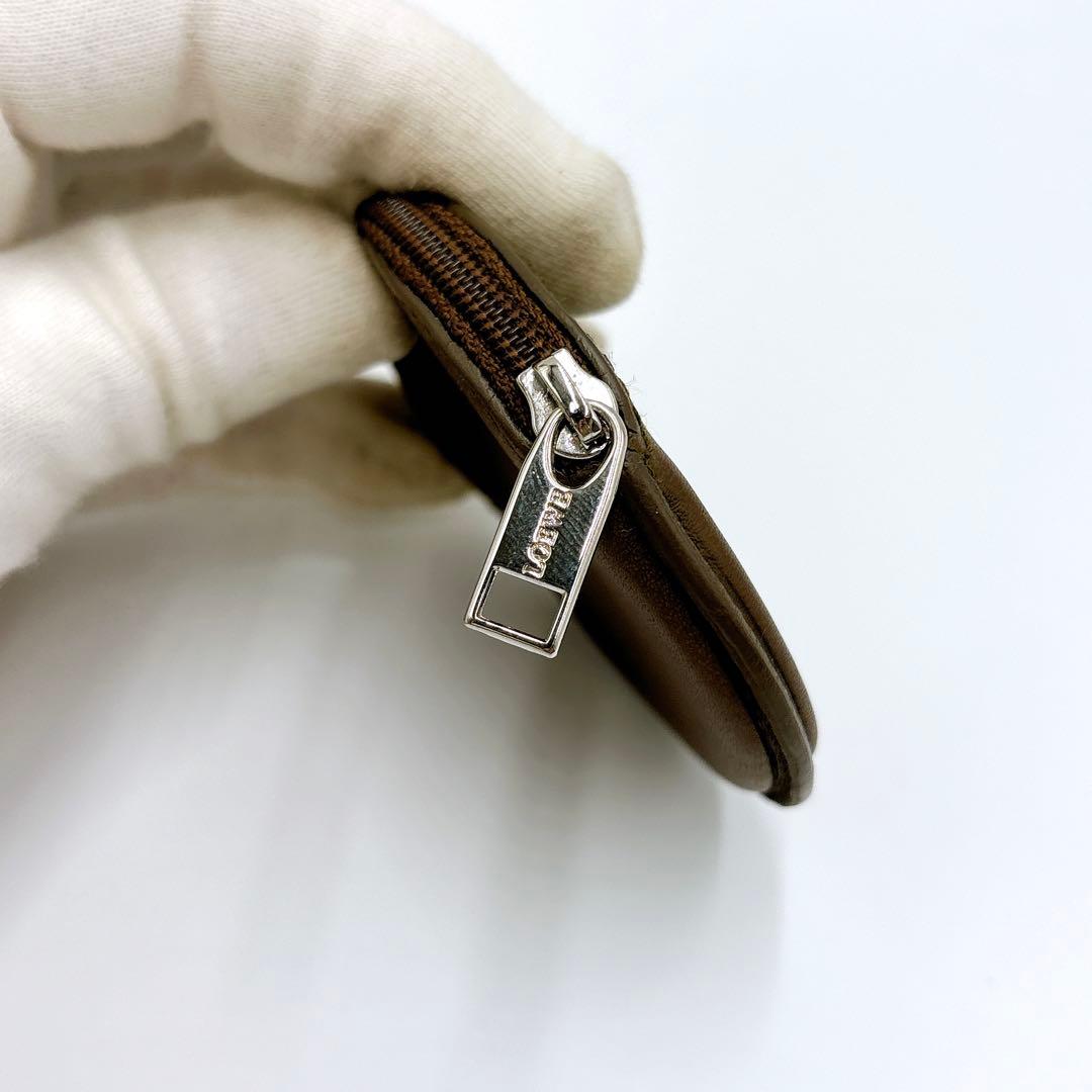 極美品 ＊ LOEWE ロエベ アナグラム レザー 丸型 ケース ブラウン