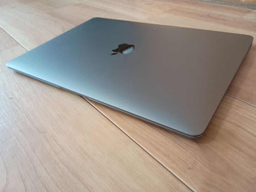 かつ子✨ MacBook Air M1 2020 8GB/256GB