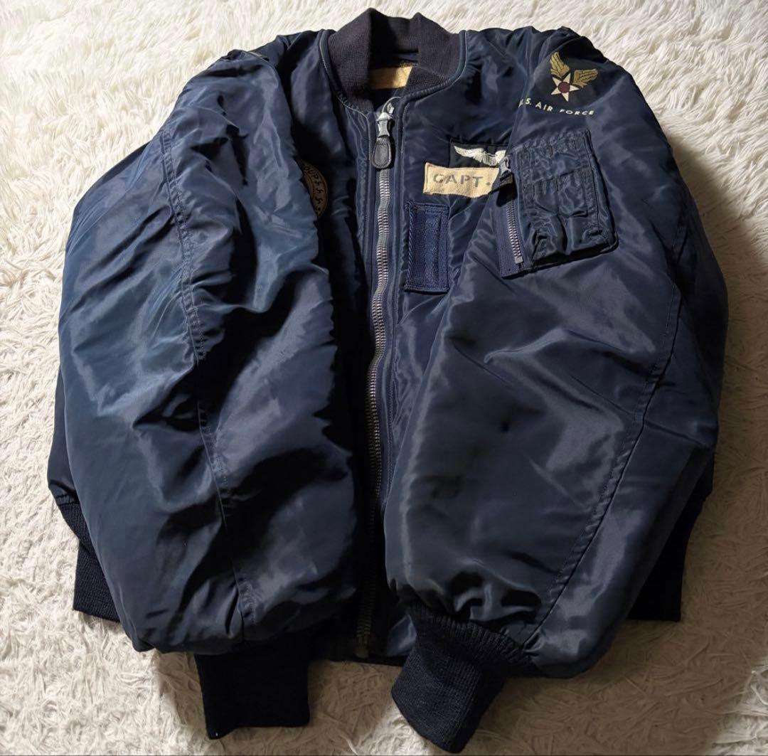 ポ*イ様 【美品 】Buzz RicksonフライトジャケットB-15C ネイビ