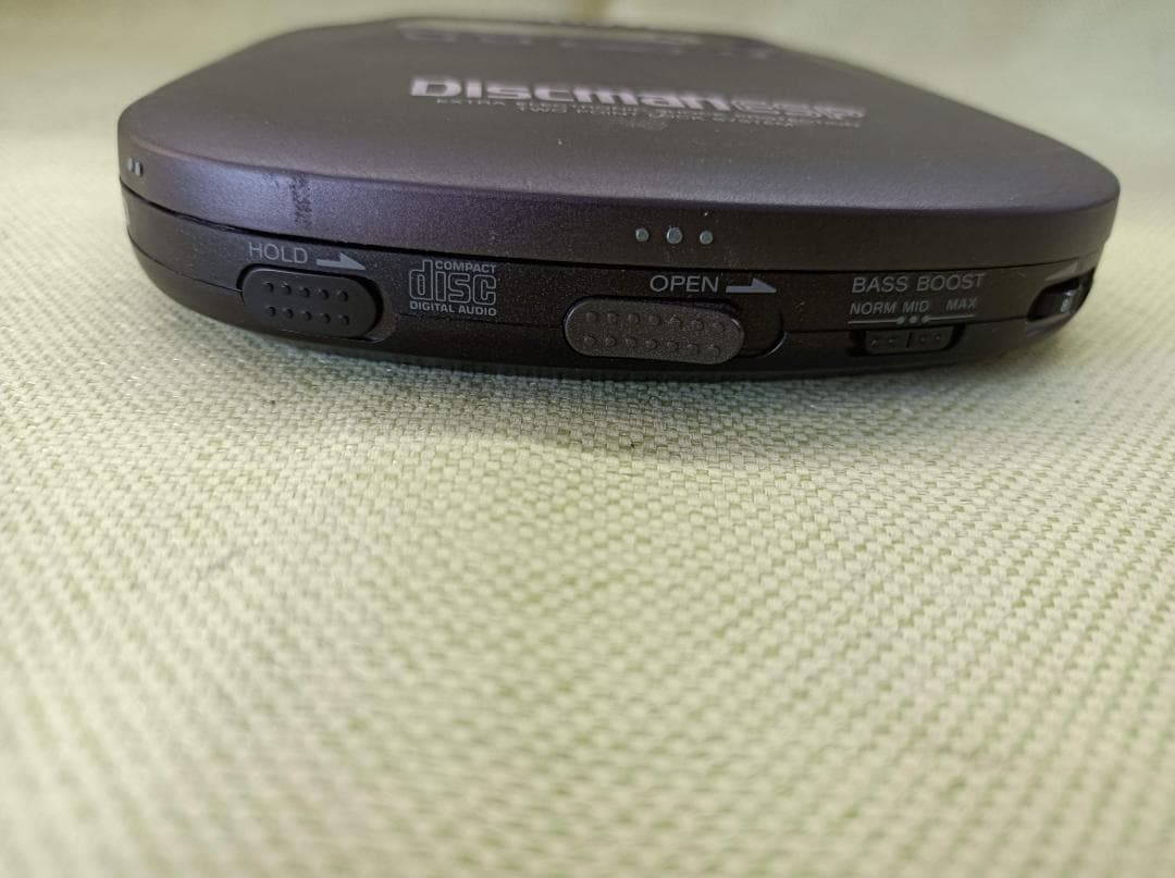 都《AEANN》　Discman　ESP D-335　ポータブルCDプレーヤー