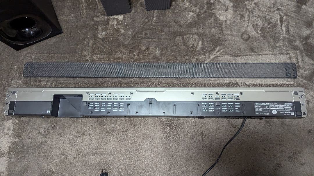 ソニー サウンドバー　HT-Z9F、リアスピーカー　SA-Z9R