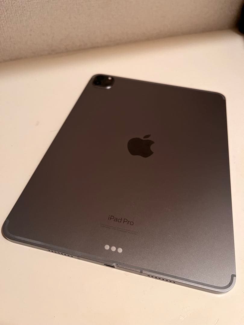 iPad Pro 第4世代 11インチ 512GB 訳あり　mKeybord付属