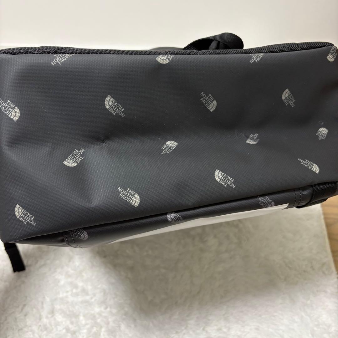 希少　美品　ノースフェイス　ヒューズボックス2 トスロゴプリント　TP　30L