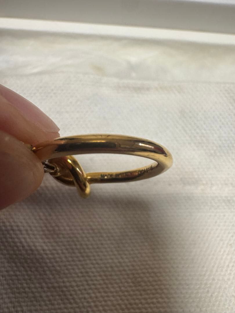 本日のみ値下げ中　CÉLINE ゴールドトーンリング オリジナルポーチ付き