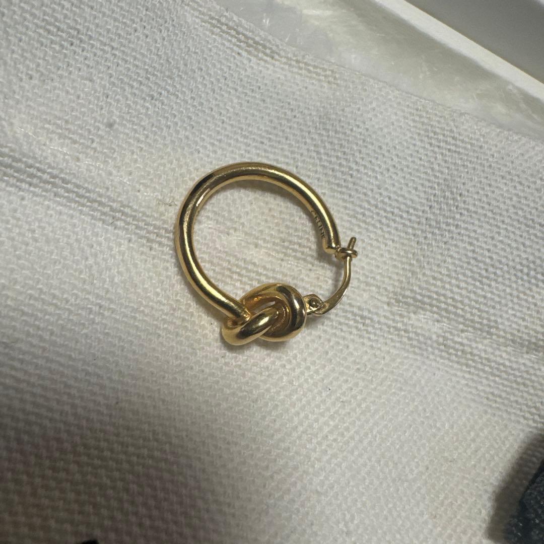 本日のみ値下げ中　CÉLINE ゴールドトーンリング オリジナルポーチ付き
