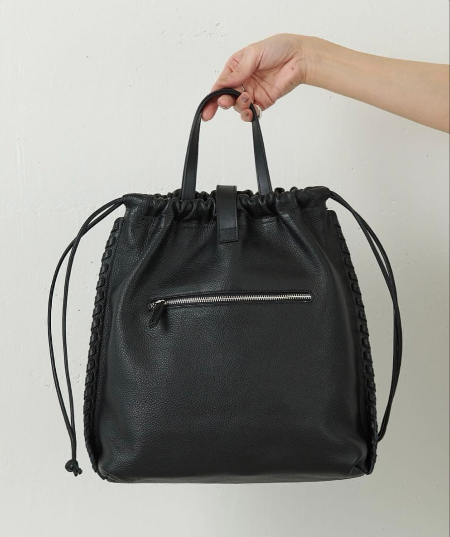 ear PAPILLONNER バックル巾着ショルダーバッグ　Lサイズ 黒