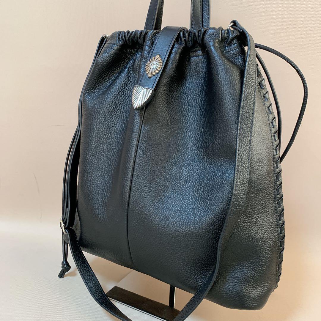 ear PAPILLONNER バックル巾着ショルダーバッグ　Lサイズ 黒