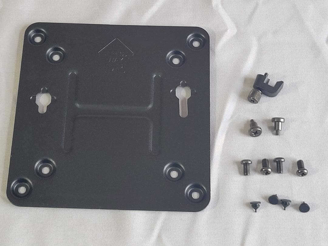 Windowsデスクトップ Intel NUC 12 Pro Kit i5-1240P 32GB 1TB