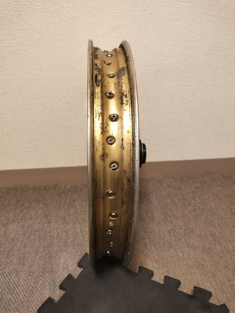 西風　TLR200　ホイール　リア　スポーク新品