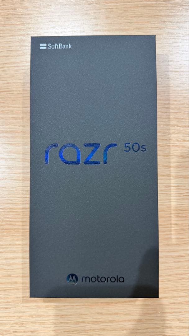 motorola razr 50s 5G SoftBank サンドクリーム