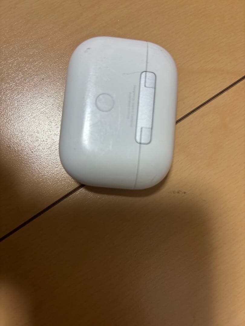 AirPods Pro第二世代　Lightningタイプ