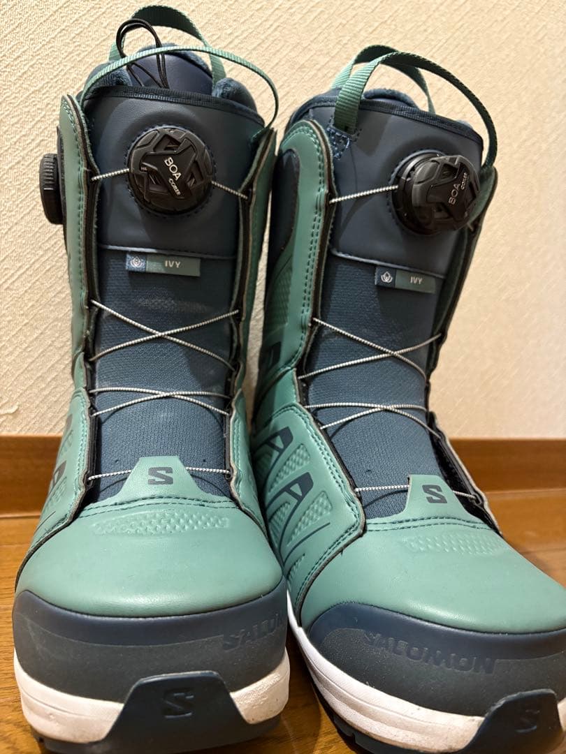 SALOMON サロモン スノーボードブーツIVY BOA SJ BOA24.5