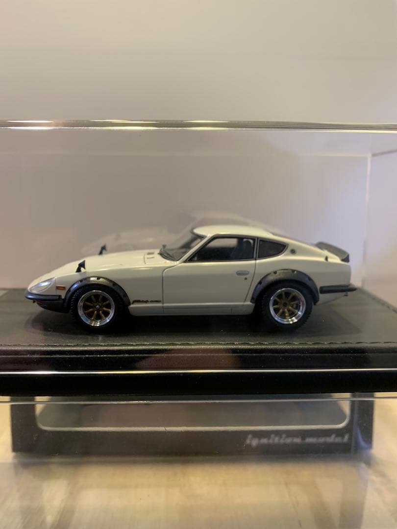 イグニッションモデル　1/43 フェアレディ　Z-G HS30 ホワイト