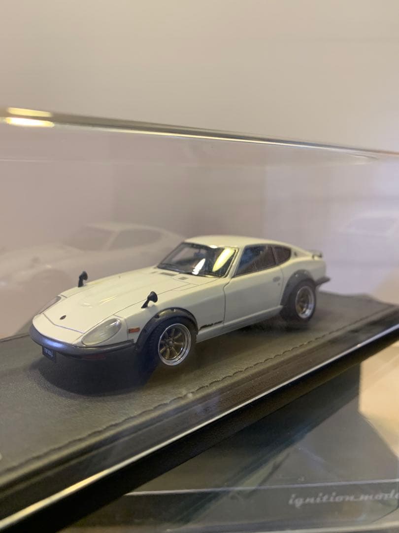 イグニッションモデル　1/43 フェアレディ　Z-G HS30 ホワイト