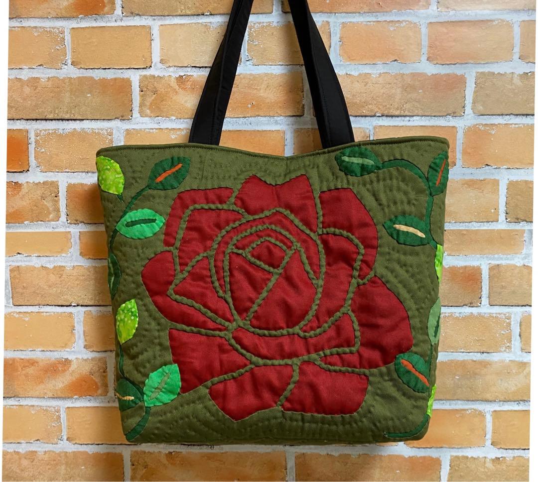 ハワイアンキルトバッグ（薔薇）