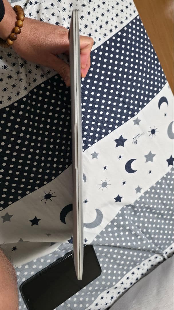 MacBook本体 MacBook Air 2020 i5 8GB/ 512GB