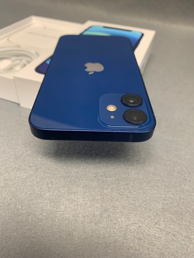 美品　国内版　SIMフリー　iPhone12 mini 128GB ブルー色