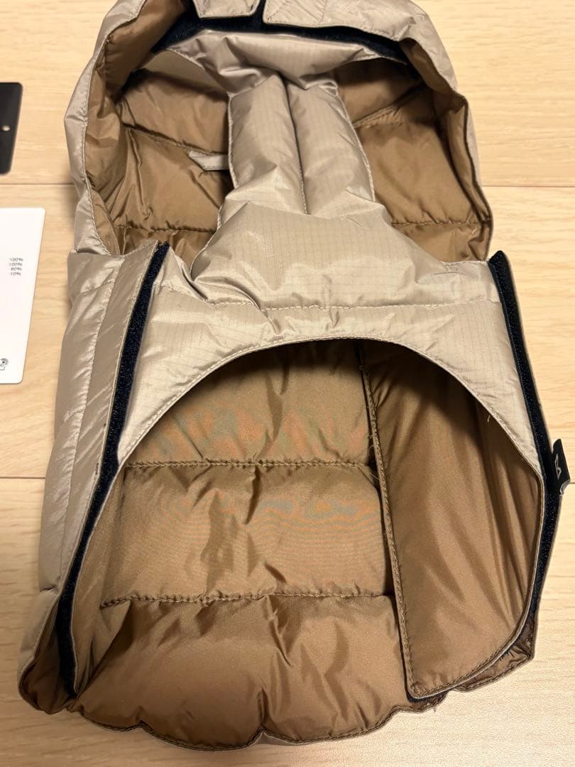 NANGA(ナンガ) ドッグ ダウン リード穴あり犬用 Sサイズ ベージュ