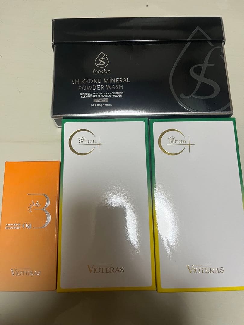 ヴィオテラスC 美容液×2、導入美容液、洗顔料