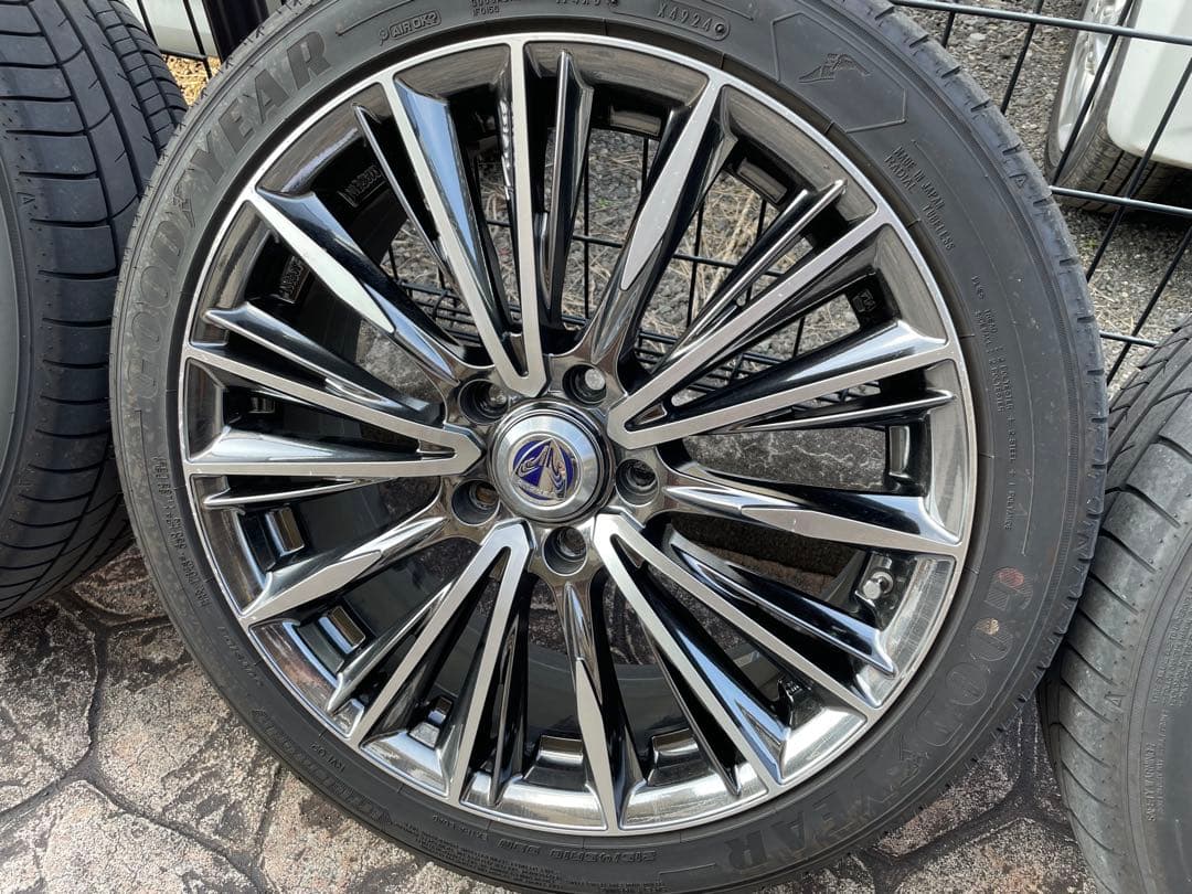 ③ レイズ ベルサス ストラテジーア ヴォウジェ ノア ヴォクシー エスクァイア