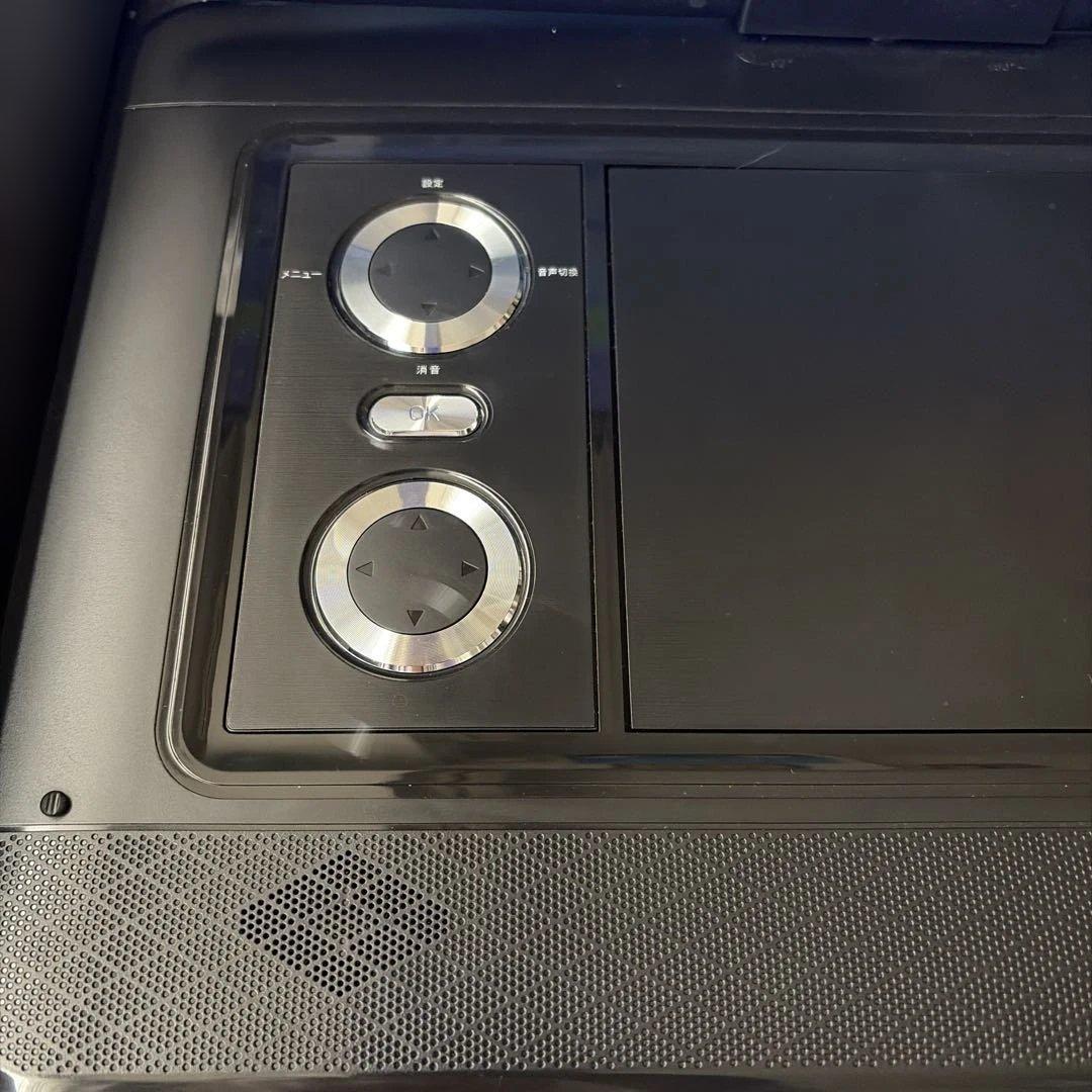 16型　ポータブル　 DVD プレーヤー　レボリューション