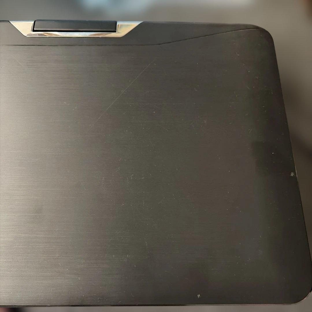 16型　ポータブル　 DVD プレーヤー　レボリューション