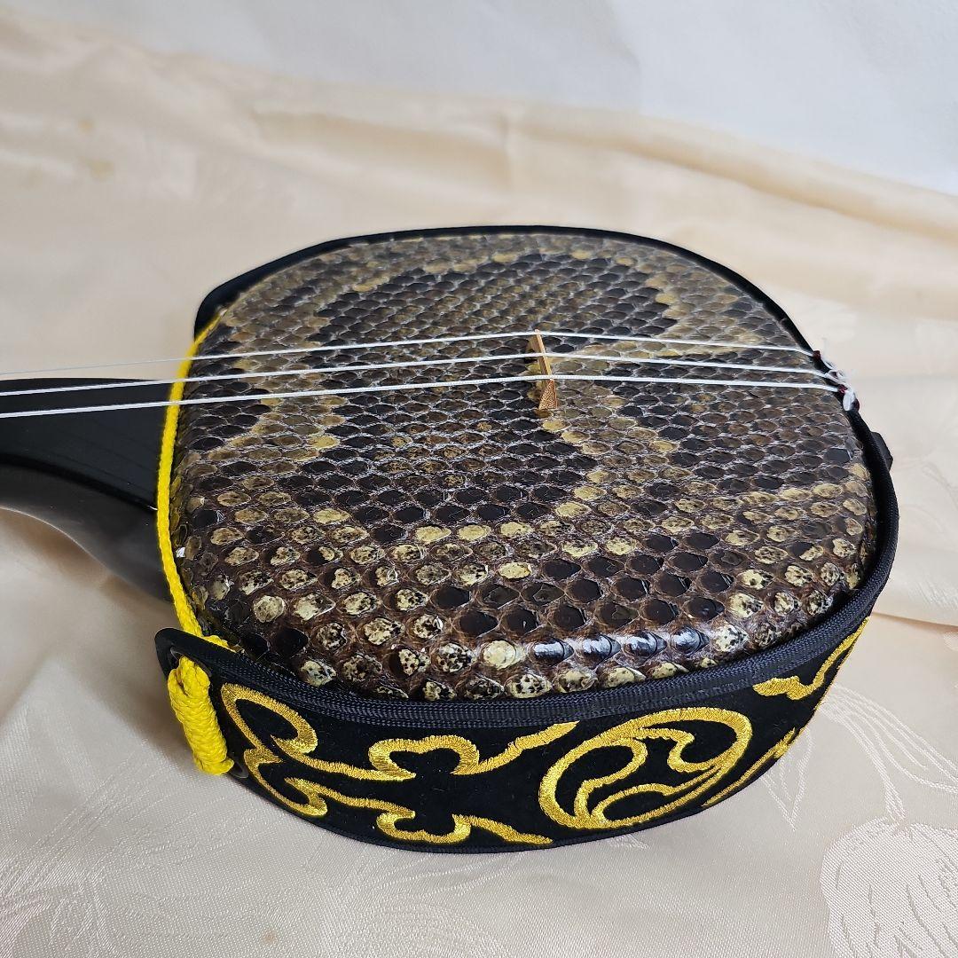 【美品】三線　琉球楽器　蛇皮　民族楽器　三味線