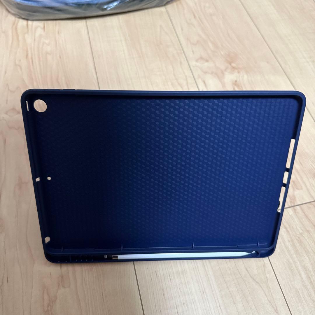 iPad第9世代　フィルム+箱+Apple Pencil+ケース付き