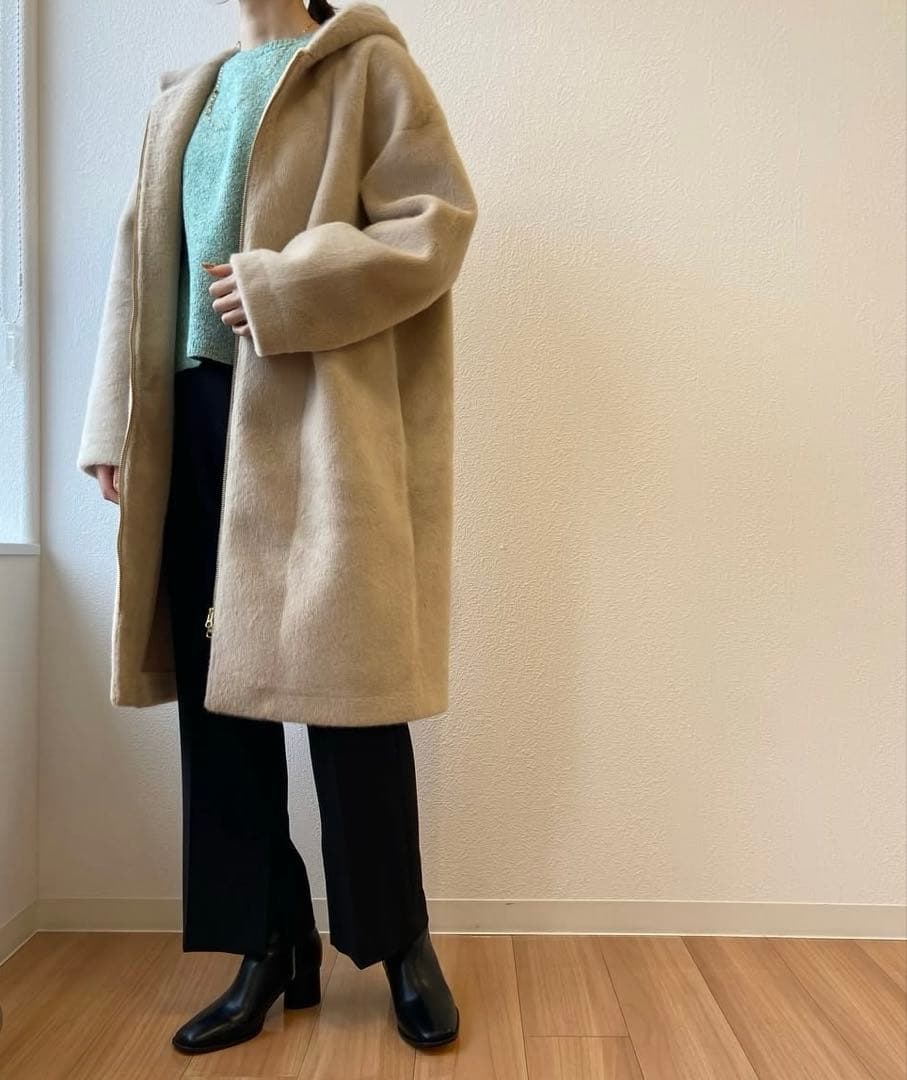 マイカアンドディール フーデッドファーコート ロングコート24AW