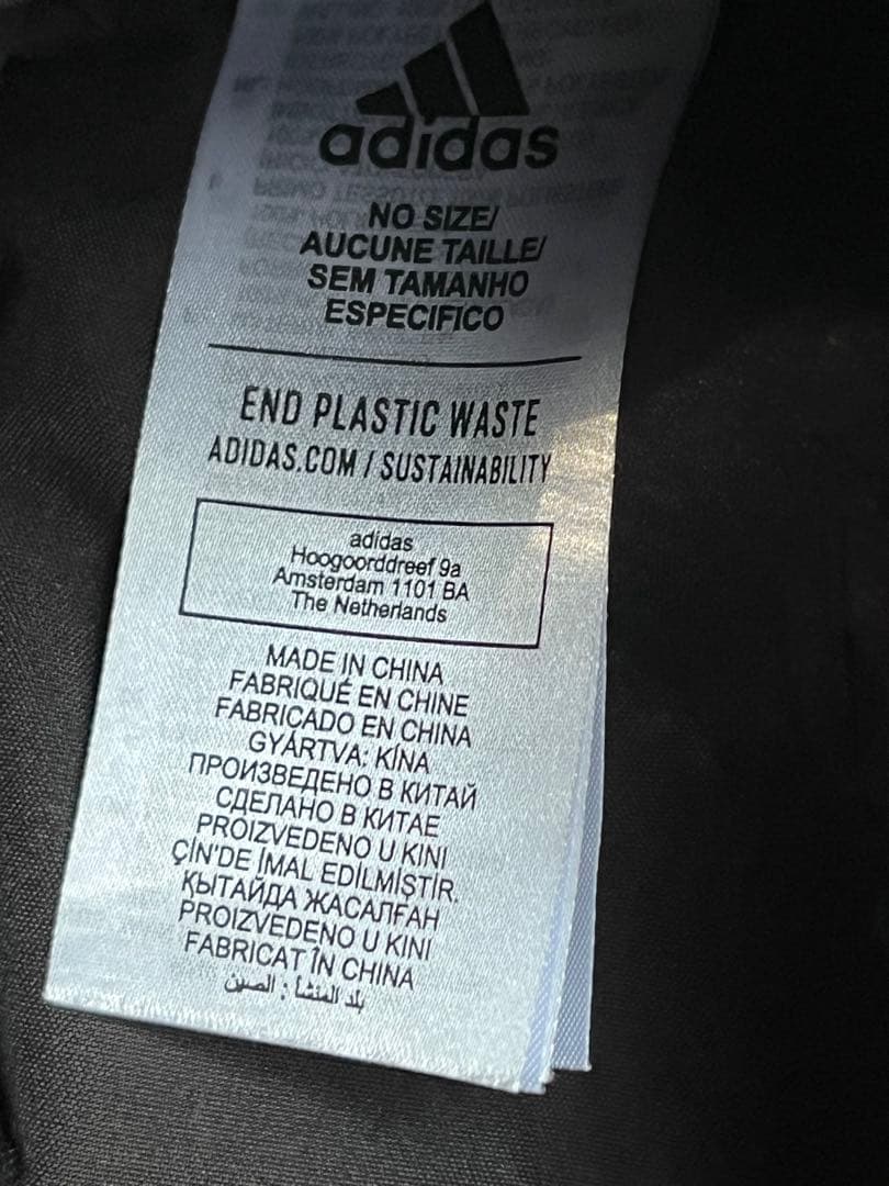 新品未使用✨adidas Stella McCartney クロスボディバッグ