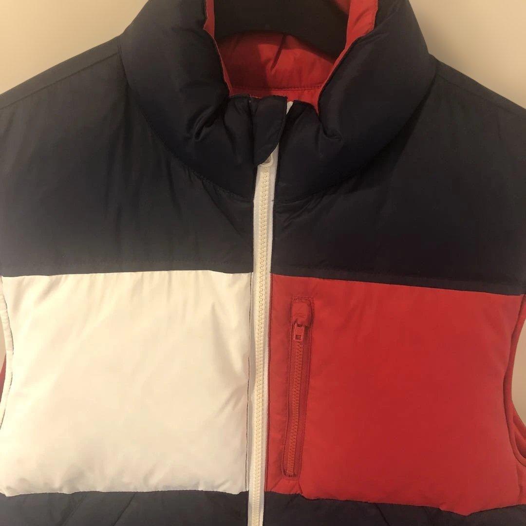   リバーシブルダウンベスト