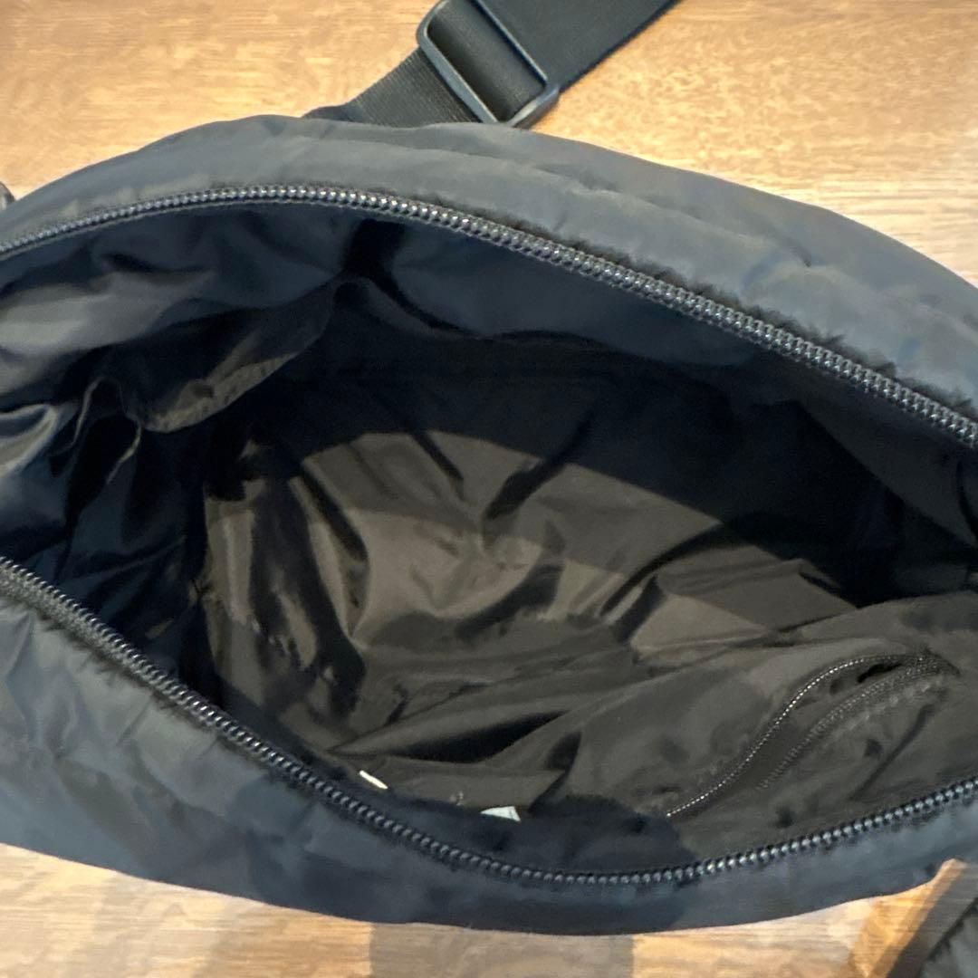 クレストショルダーバッグ HOLIDAY BAG ホリデーバッグ　clesste