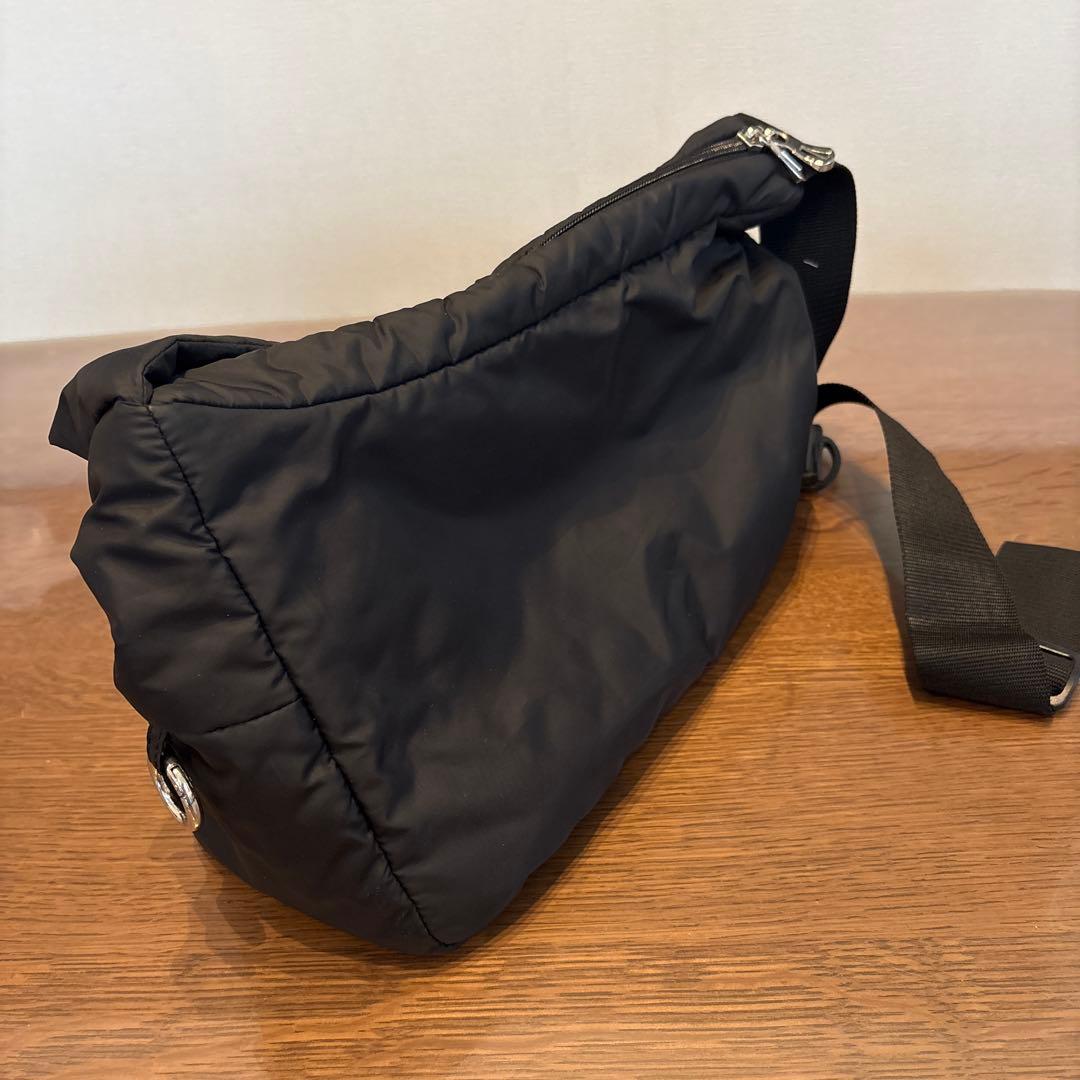 クレストショルダーバッグ HOLIDAY BAG ホリデーバッグ　clesste