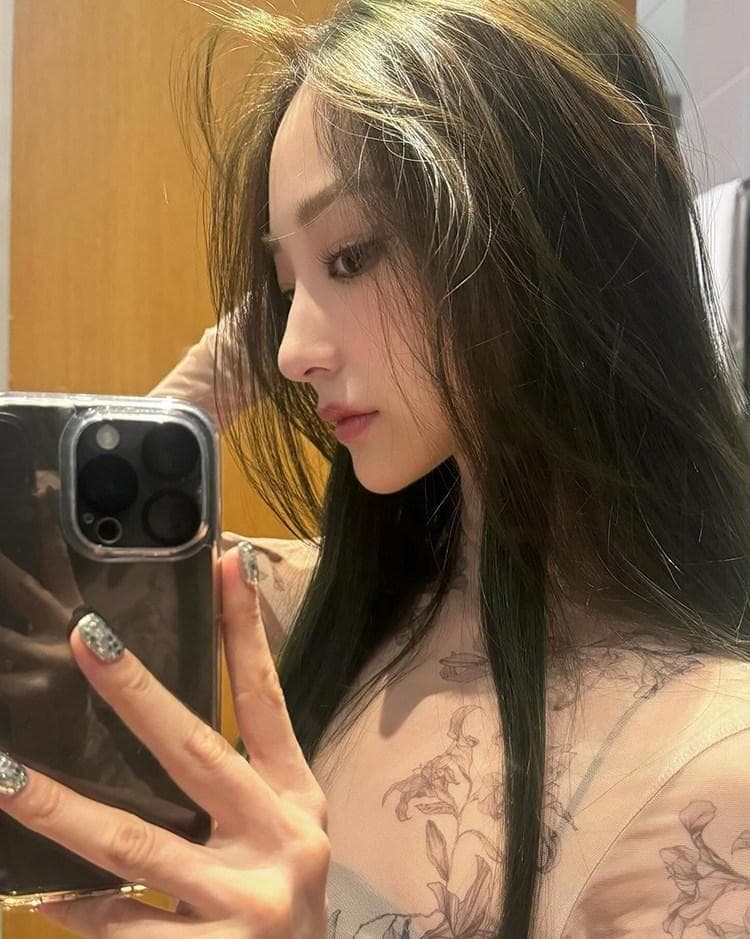 新品 MELT THE LADY Lily tattoo tops black