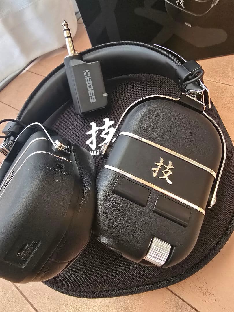 ヘッドホン boss waza air