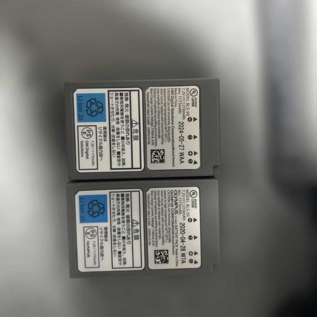 OLYMPUS (オリンパス) PEN E-P7 美品