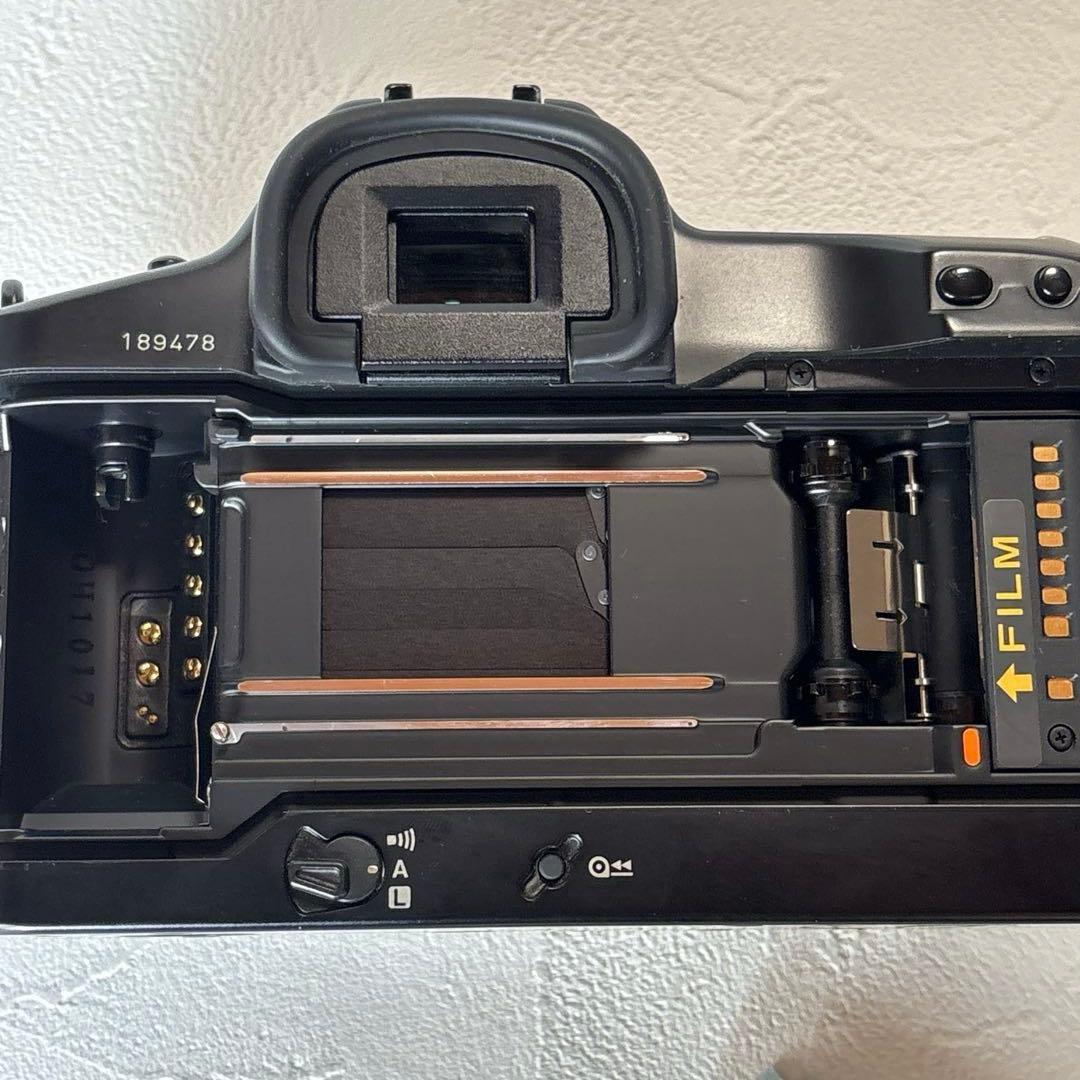 キャノン　フィルムカメラ　EOS-1中古品