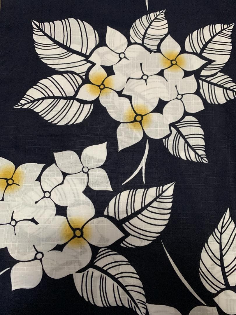 ◆大人ゆかた◆品ある紫陽花（あじさい）紺浴衣◆どなたでもお似合いになるシンプル柄