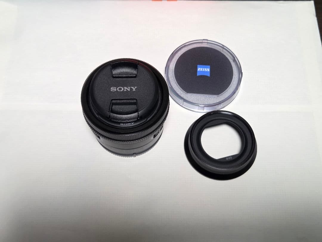 SONY　FE40mm　f2.5g　(フィルター付）