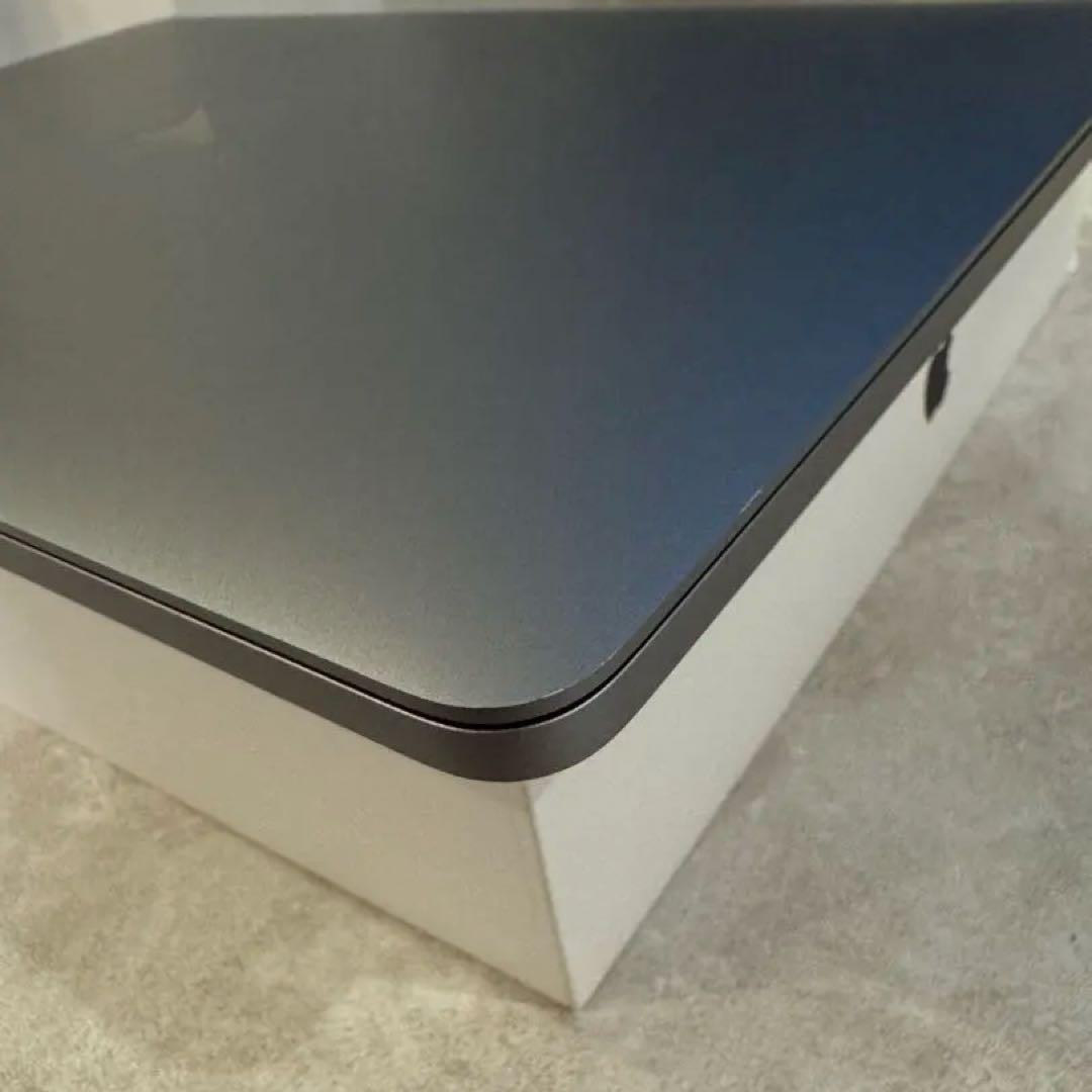 Apple MacBookPro 13インチ 256GB 2019 美品