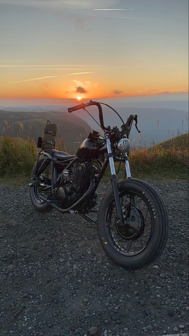 SR400•500 18インチホイール(タイヤセット)