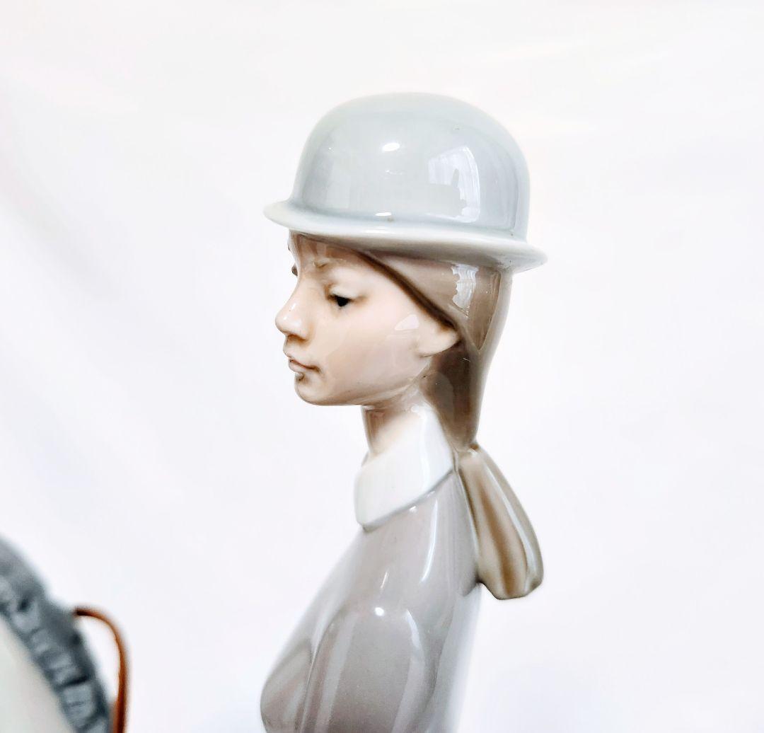 リヤドロ【美品】大型フィギュリン《白い馬の少女》No.4516