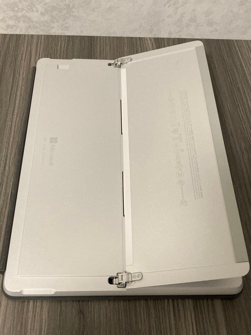 Windowsタブレット本体 Microsoft Surface Go 8GB RAM 119GB SSD