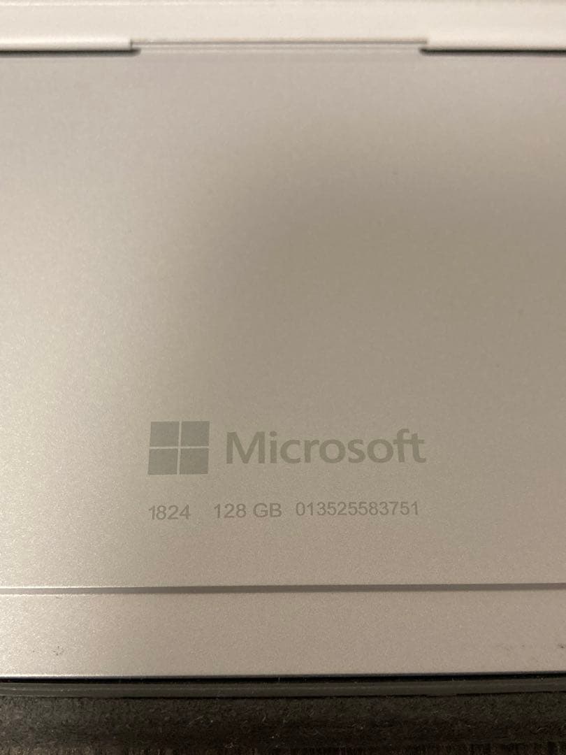 Windowsタブレット本体 Microsoft Surface Go 8GB RAM 119GB SSD