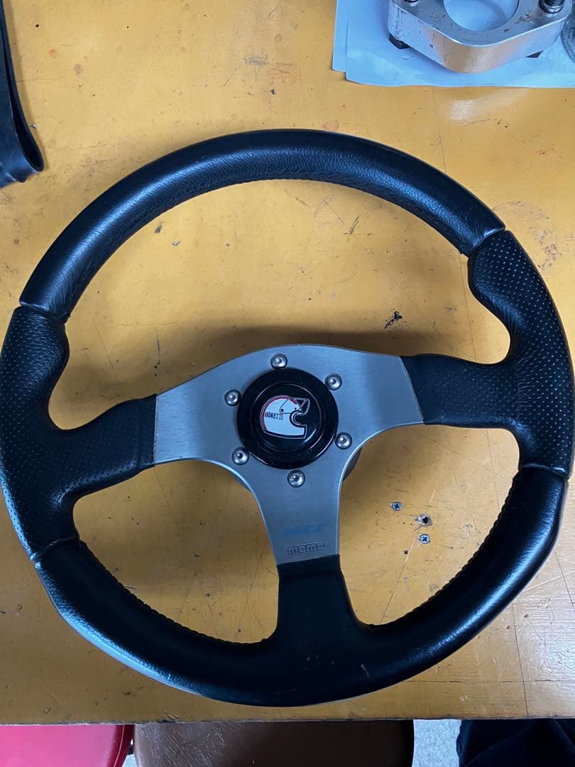 MOMO RACE D32 ステアリング　小径