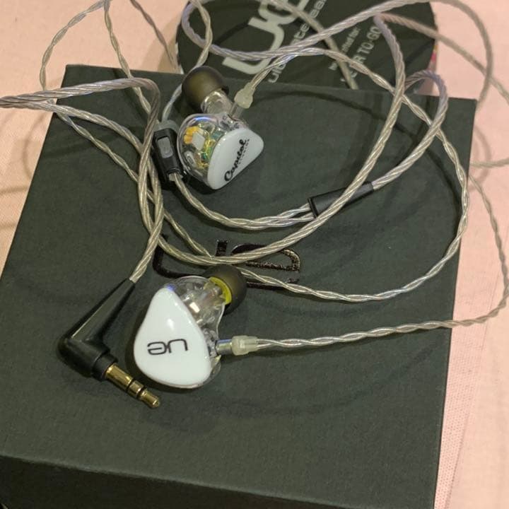 Ultimate Ears UE RR イヤホン ユニバーサル to go